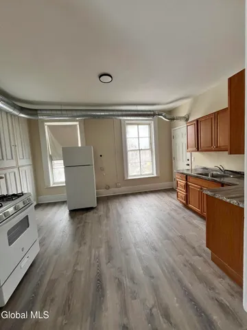 $385,000 | 137 4th Avenue, Albany, NY 12202