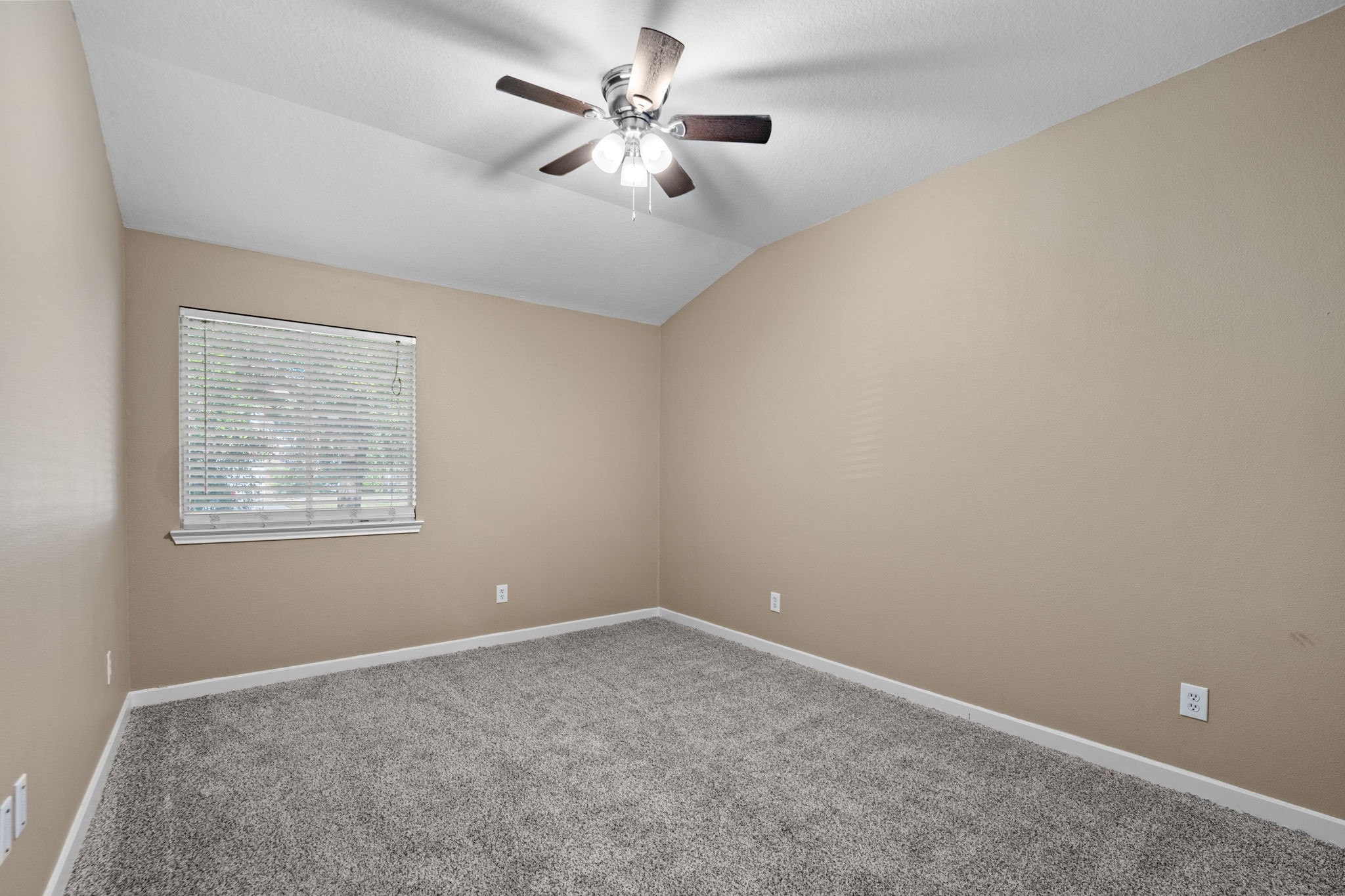 21146 Terrace Vine Lane Spring, TX 77379 - Photo 11 of 38