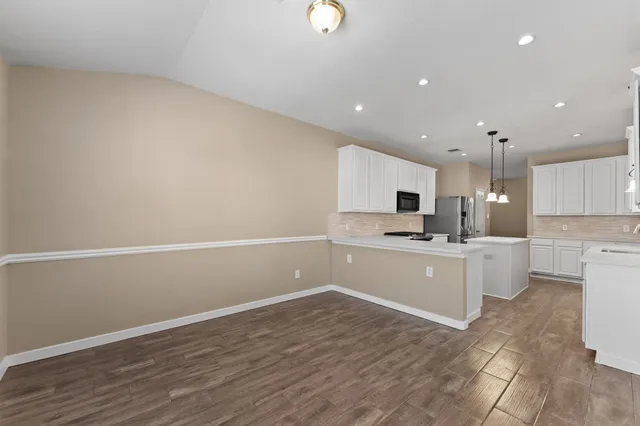 $2,950 | 21146 Terrace Vine Lane, Spring, TX 77379