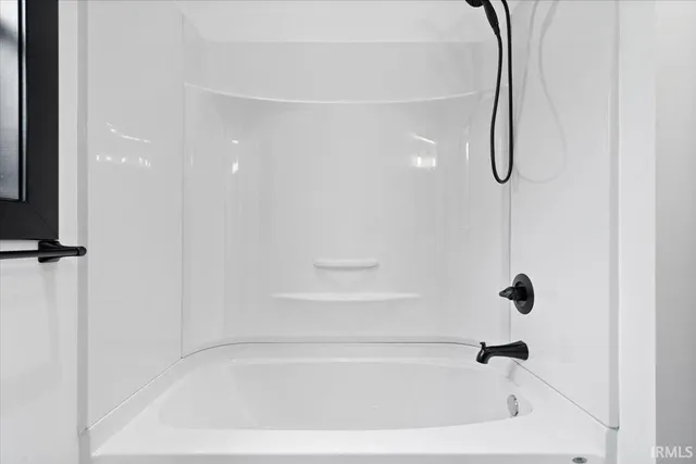 $325,000 | 8237 South 100th Street East, Pendleton, IN 46064