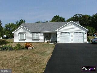 4040 Reiniger Road Hatboro, PA 19040 - Photo 1 of 6 Gallery Image 1
