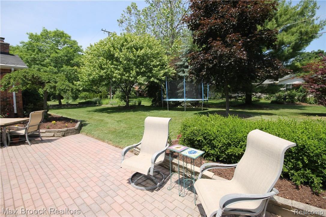 4784 Walnut Lake Road Bloomfield Hills, MI 48301 - Photo 28 of 29 IMG_9909.JPG
