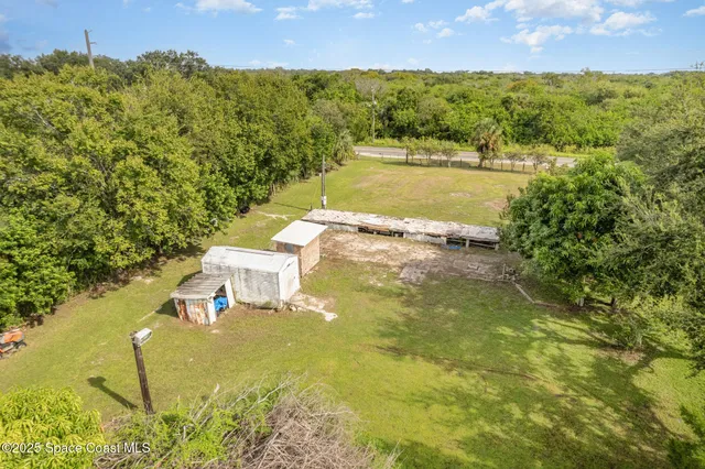 a view of an ocean from a building