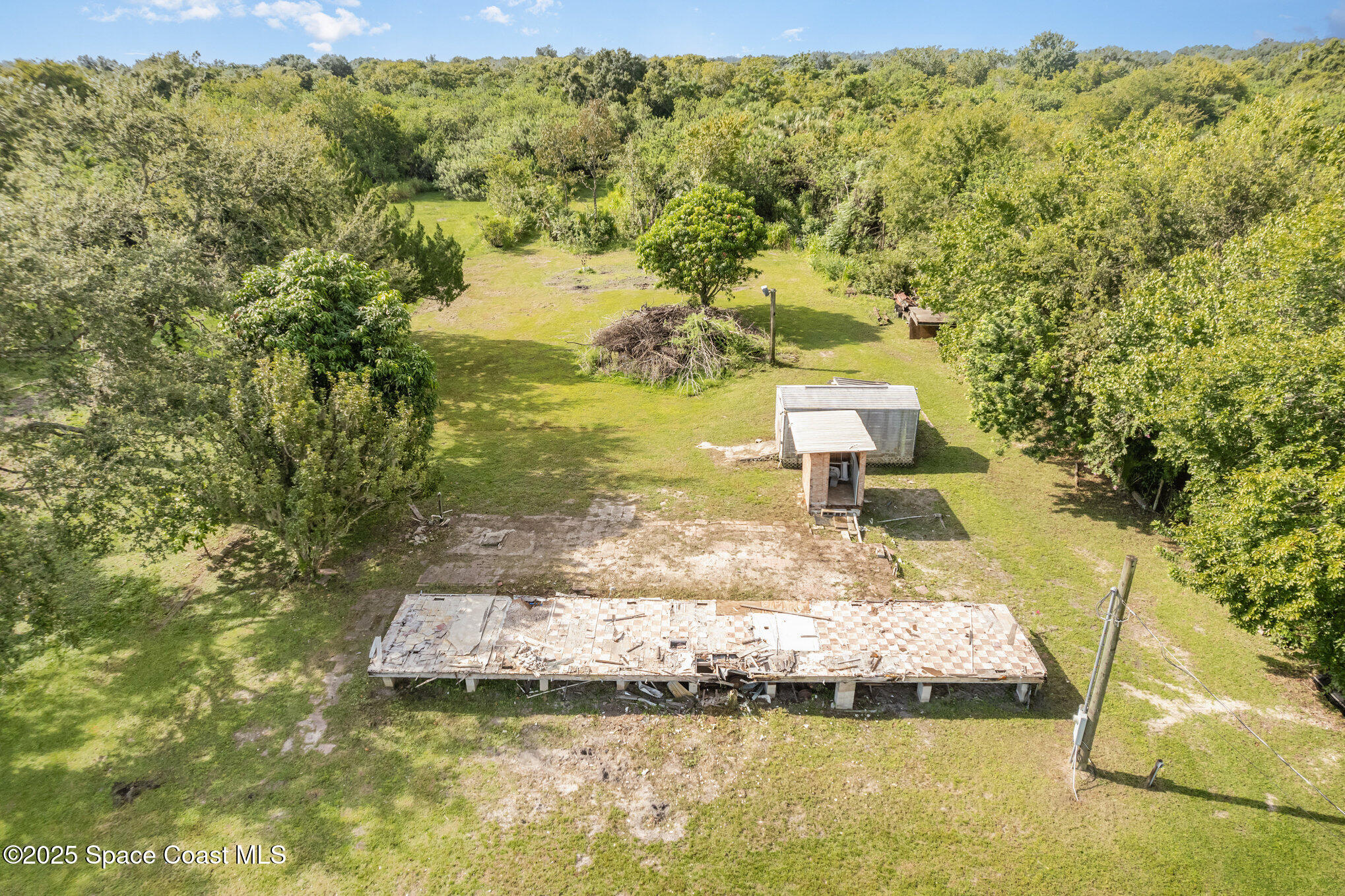 2585 Wiley Avenue Mims, FL 32754 - Photo 6 of 9 a ocean view with beach