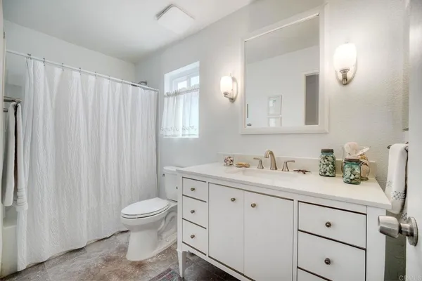 $848,500 | 1208 La Paloma Glen, Escondido, CA 92026