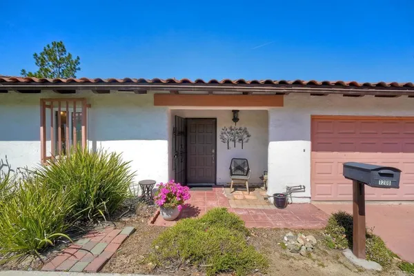 $848,500 | 1208 La Paloma Glen, Escondido, CA 92026