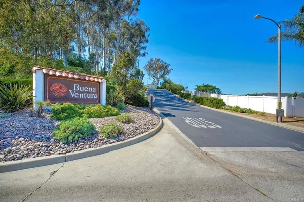 $848,500 | 1208 La Paloma Glen, Escondido, CA 92026