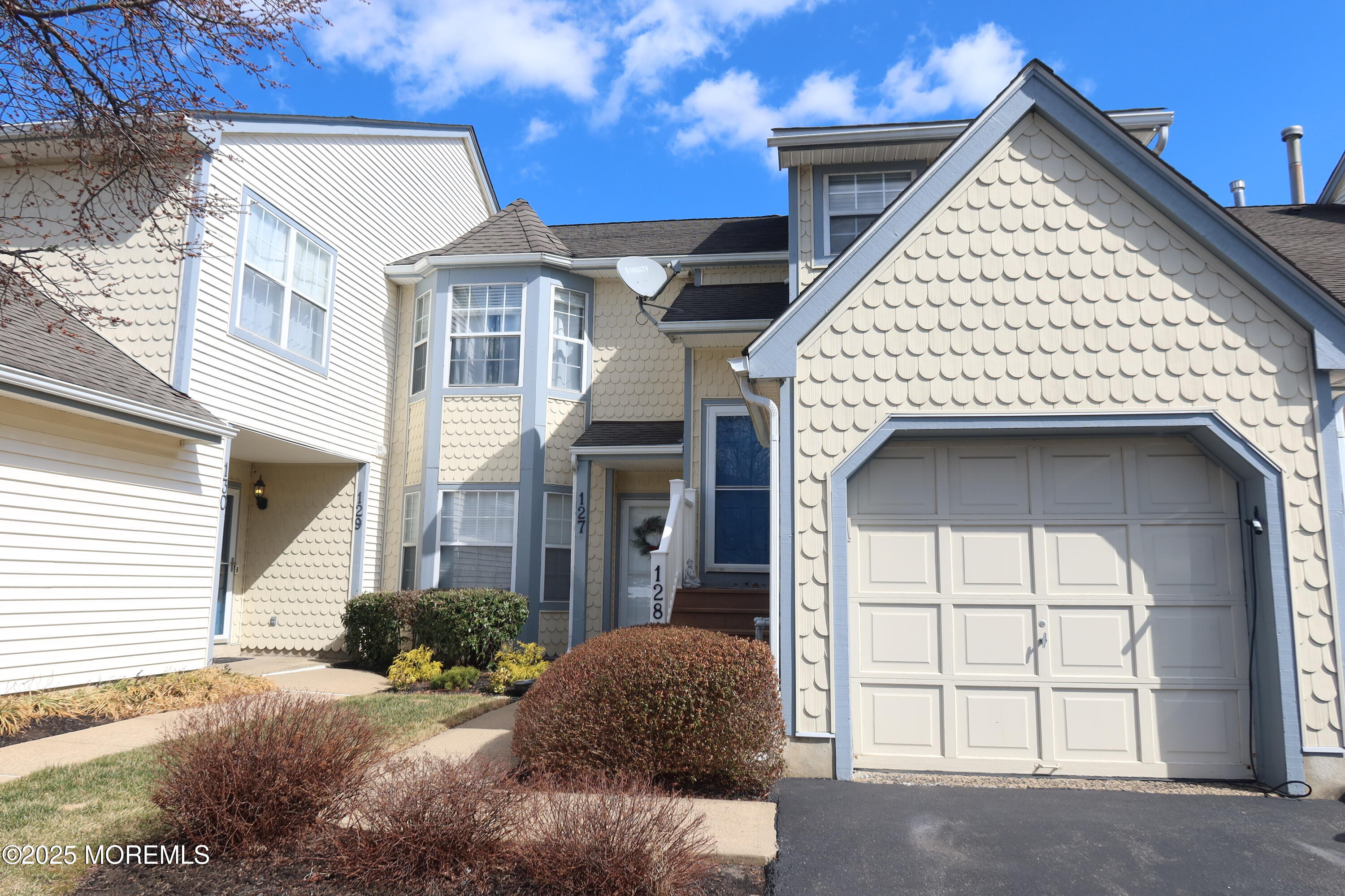 127 Evergreen Court Freehold, NJ 07728 - Photo 1 of 16 Front