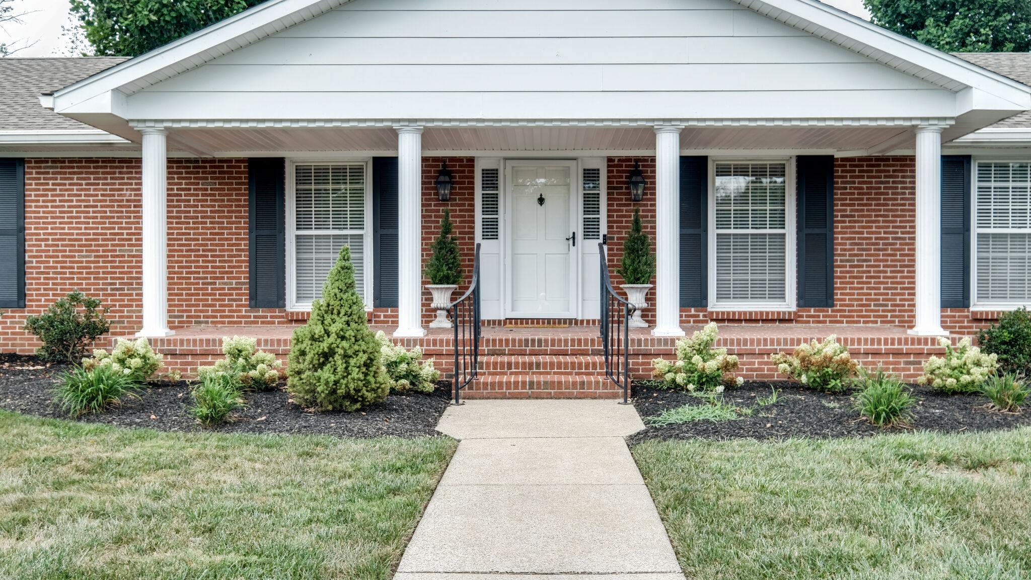 723 North Rutherford Boulevard Murfreesboro, TN 37130 - Photo 3 of 18 Gallery Image 3