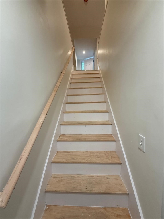 78 Lowell Street, Unit 2 Methuen, MA 01844 - Photo 7 of 9