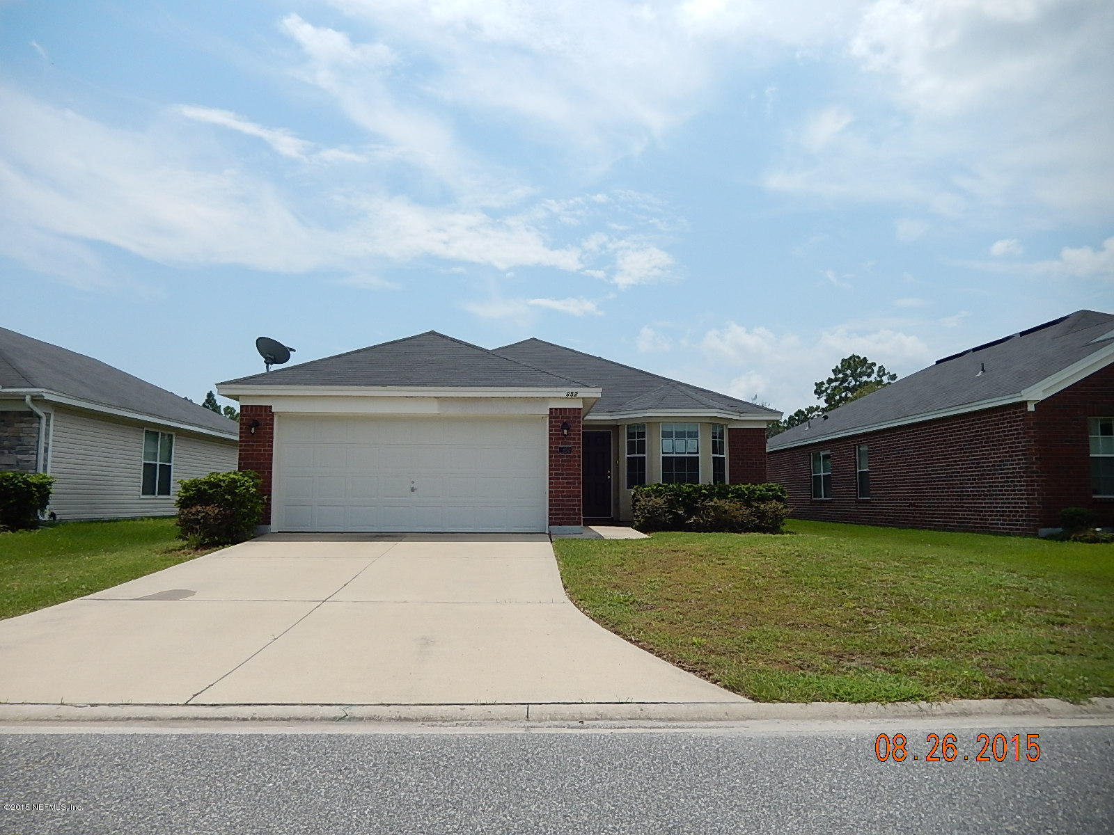5852 Round Table Road Jacksonville, FL 32254 - Photo 1 of 26 front
