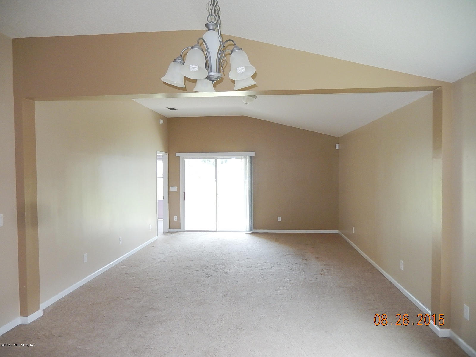 5852 Round Table Road Jacksonville, FL 32254 - Photo 23 of 26 living-dining combo