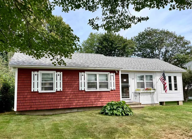 $2,200 | 19 Myrica Avenue, Rye, NH 03870