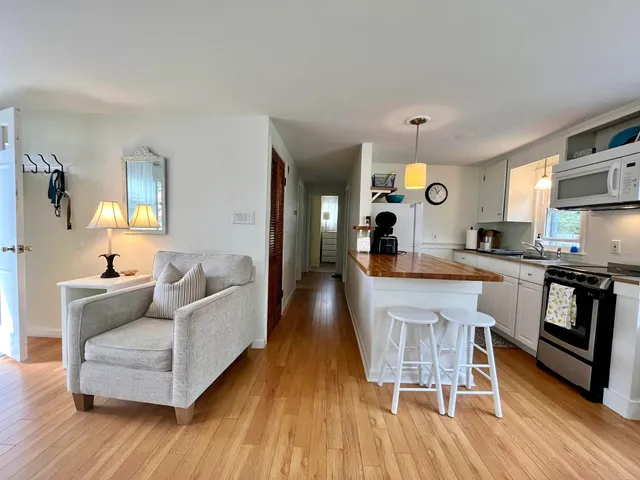 $2,200 | 19 Myrica Avenue, Rye, NH 03870