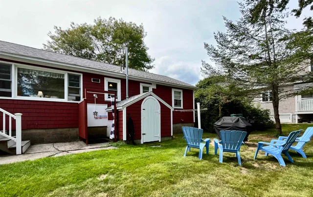 $2,200 | 19 Myrica Avenue, Rye, NH 03870