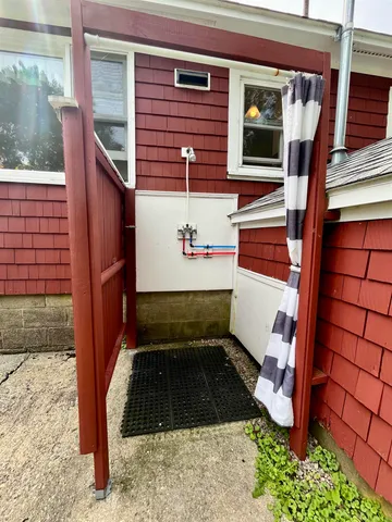 $2,200 | 19 Myrica Avenue, Rye, NH 03870