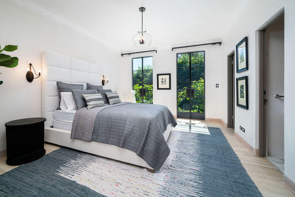 136 Middle Road Montecito, CA 93108 - Photo 20 of 35 Guest Bedroom