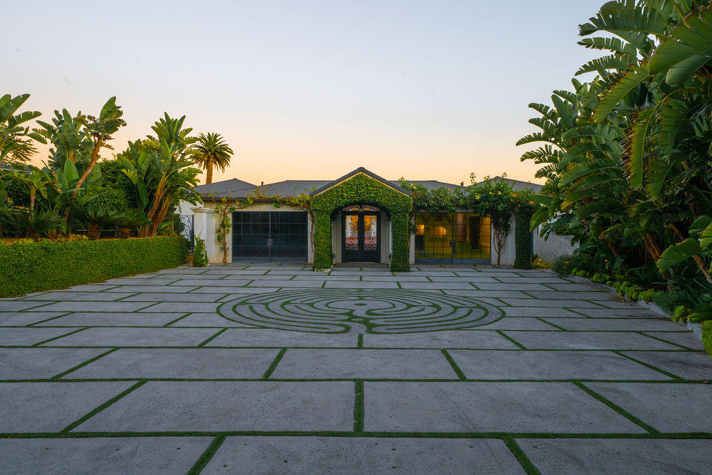 136 Middle Road Montecito, CA 93108 - Photo 26 of 35 Gracious!