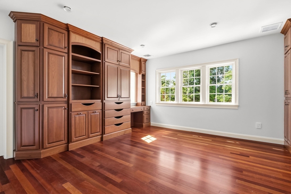 8 Valley Road Wellesley, MA 02481 - Photo 27 of 39
