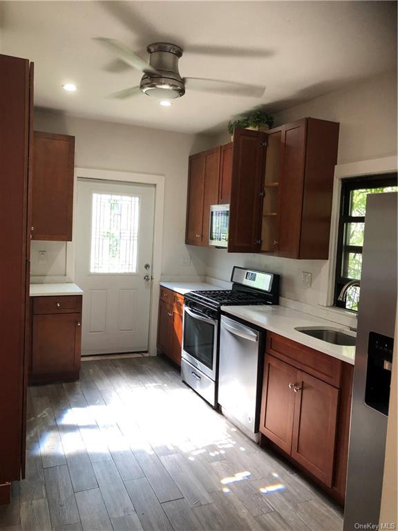 51 Parkway Road, Bronxville, NY 10708 Compass