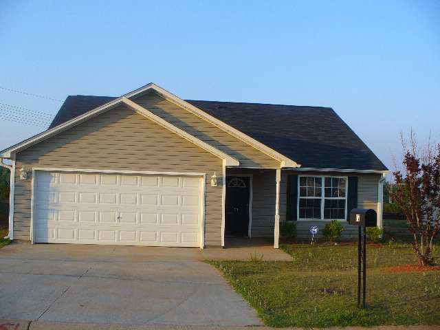 117 Melrose Road Greenville, SC 29605 - Photo 1 of 19 Gallery Image 1