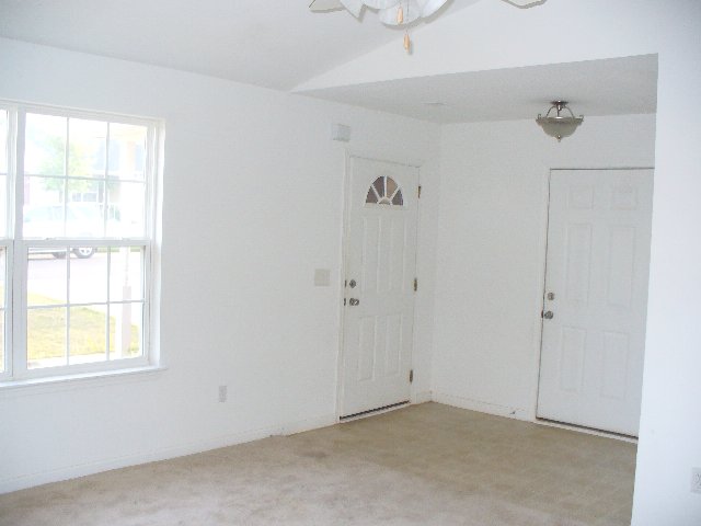 117 Melrose Road Greenville, SC 29605 - Photo 2 of 19 Gallery Image 2