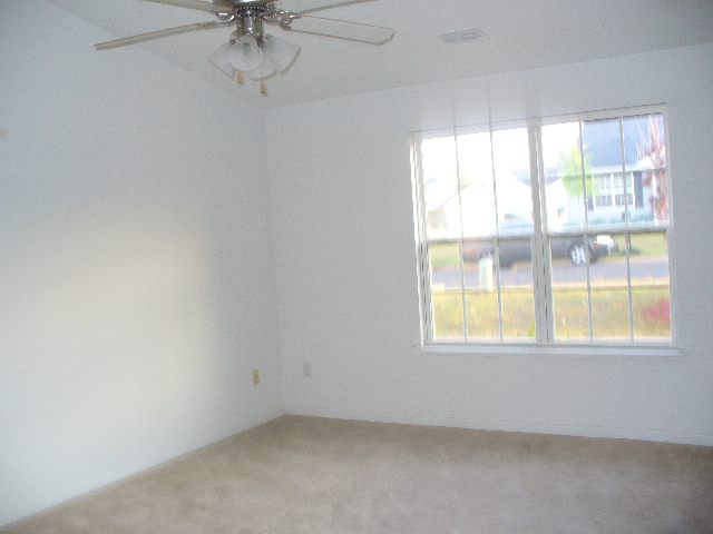 117 Melrose Road Greenville, SC 29605 - Photo 4 of 19 Gallery Image 4