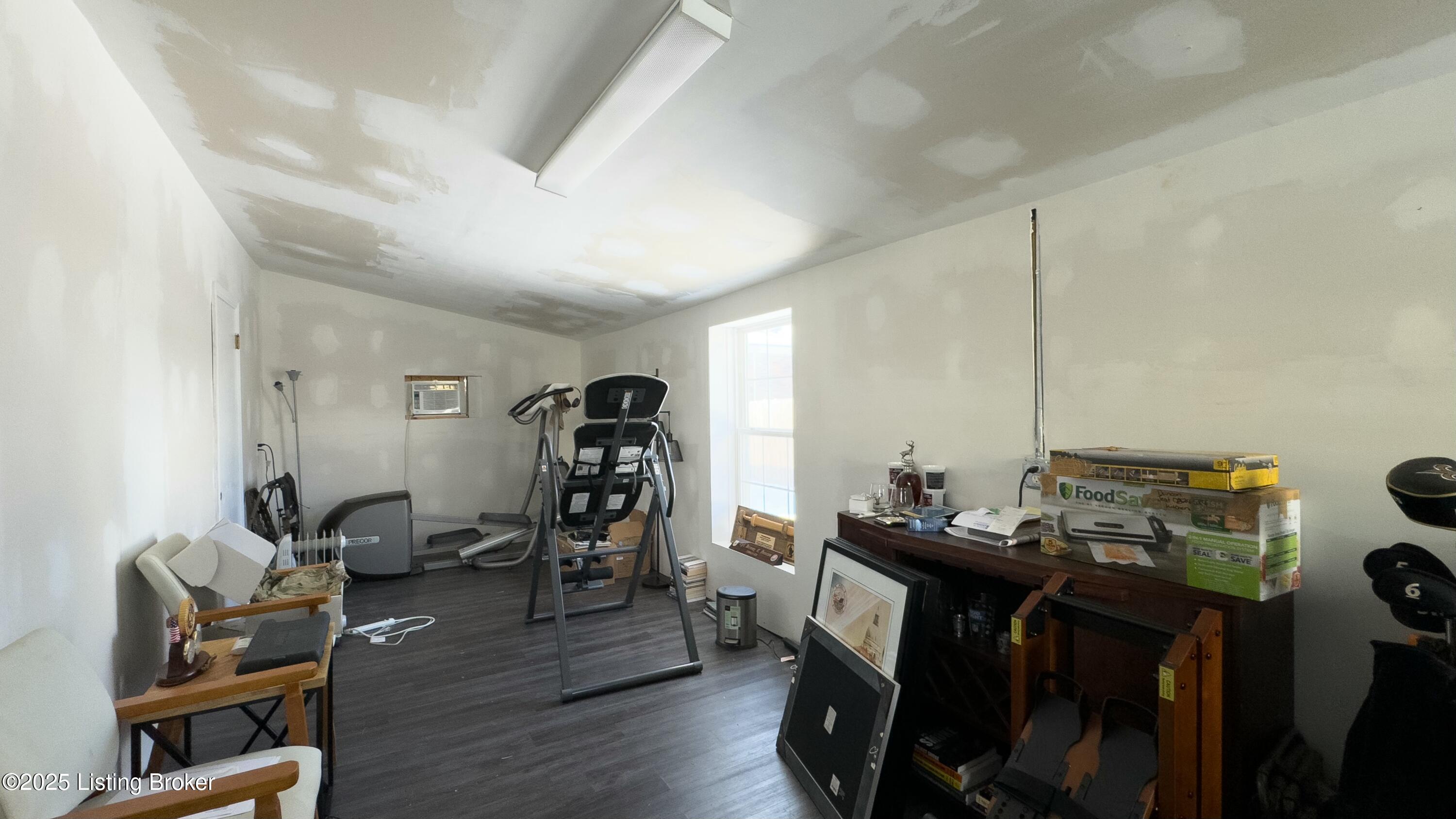 826 Palatka Road Louisville, KY 40214 - Photo 42 of 45 tempImage0RzBRr