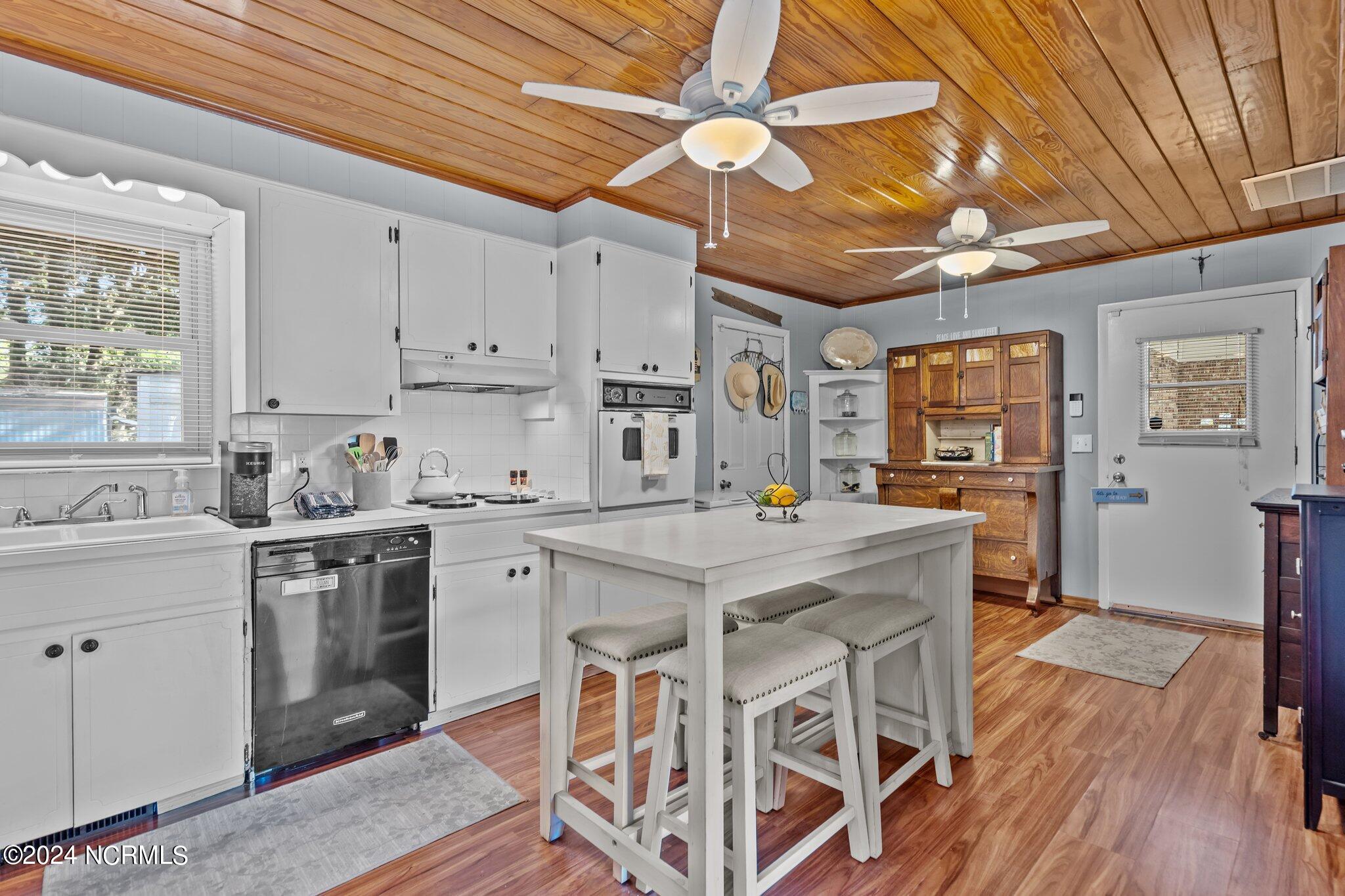 7253 Bo Tuck Road Southwest Ocean Isle Beach, NC 28469 - Photo 12 of 45 21-web-or-mls-DSC07779