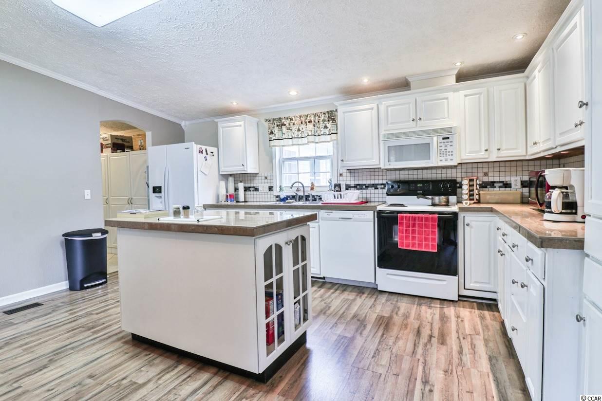 343 Bright Leaf Road Loris, SC 29569 - Photo 7 of 34 Gallery Image 7