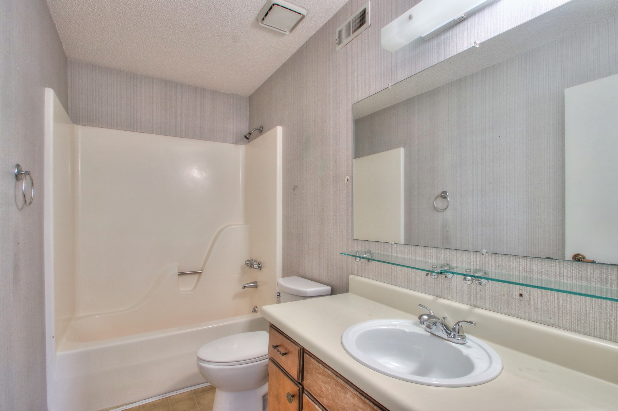 1337 Quail Valley Road Nashville, TN 37214 - Photo 8 of 11 Gallery Image 8