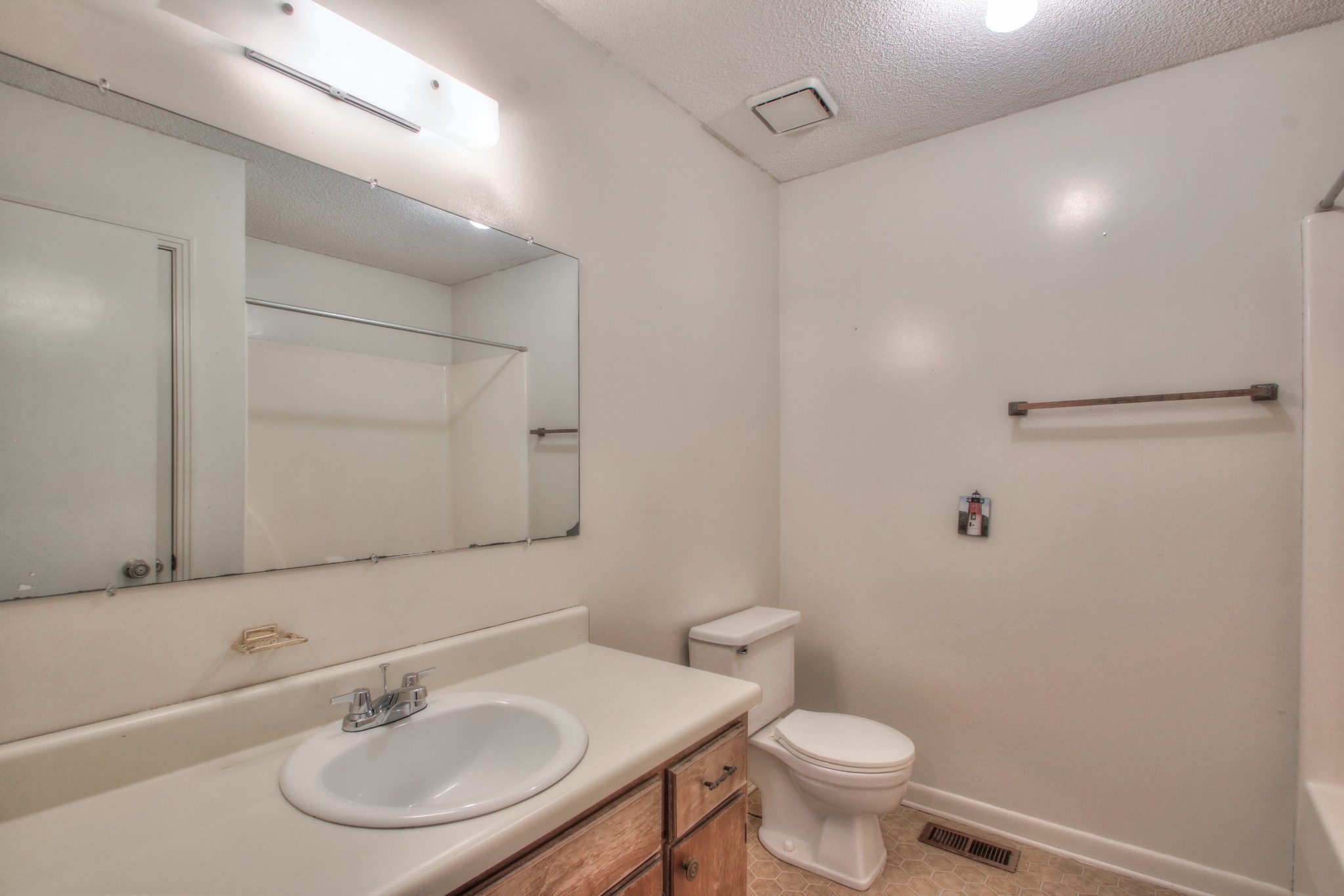 1337 Quail Valley Road Nashville, TN 37214 - Photo 9 of 11 Gallery Image 9