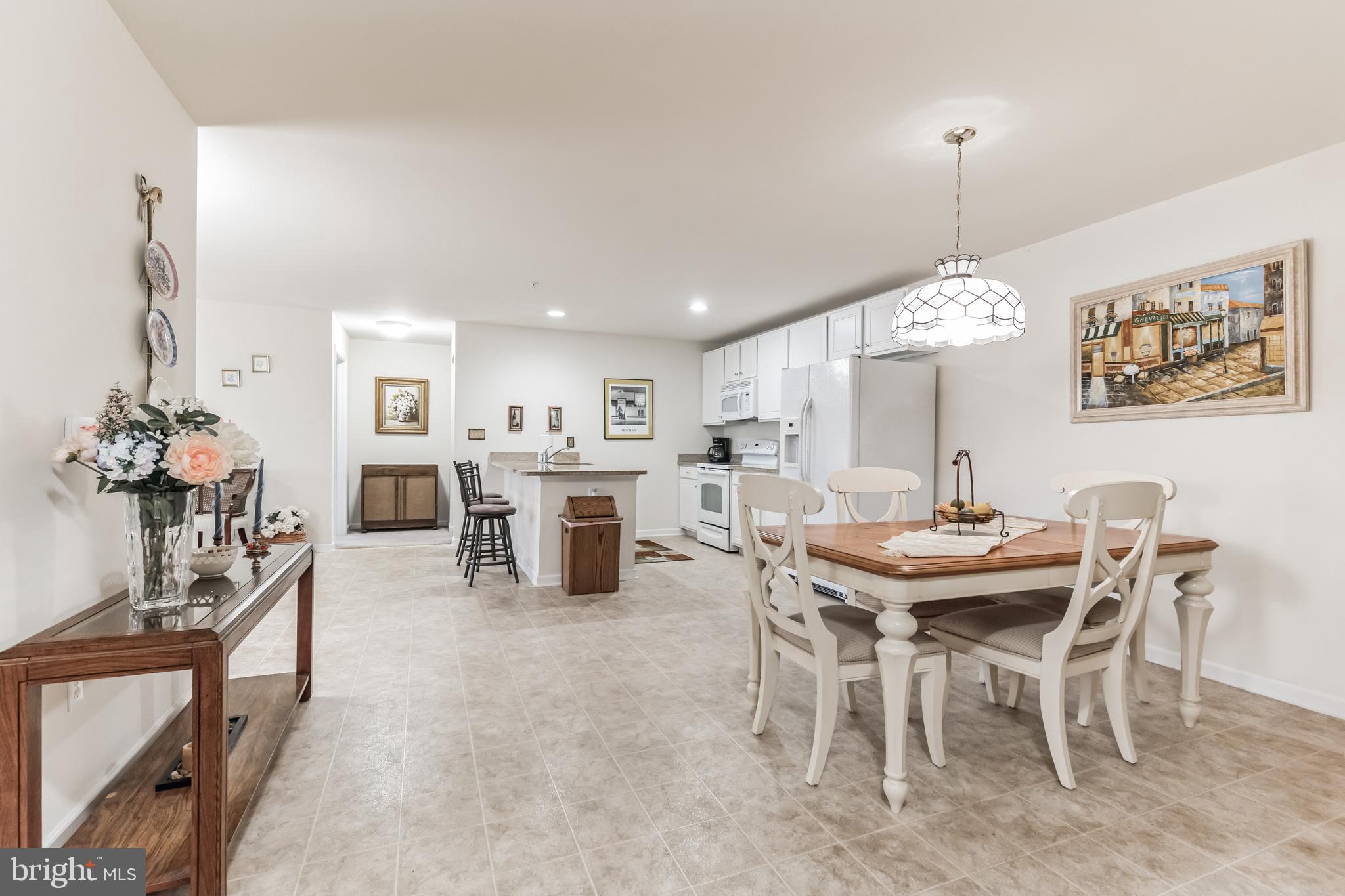 420 South York Road, Unit C12 Hatboro, PA 19040 - Photo 6 of 29 Dining Room