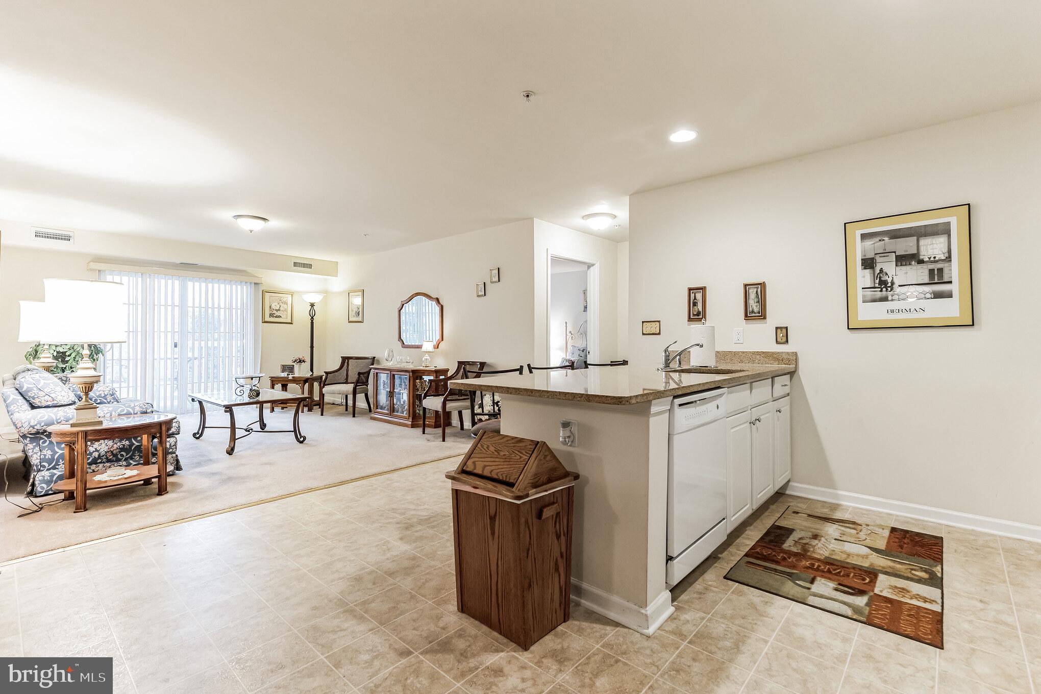 420 South York Road, Unit C12 Hatboro, PA 19040 - Photo 7 of 29 Kitchen