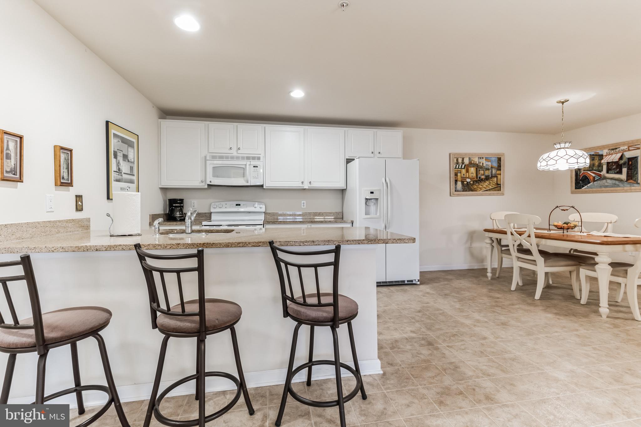 420 South York Road, Unit C12 Hatboro, PA 19040 - Photo 10 of 29 Kitchen