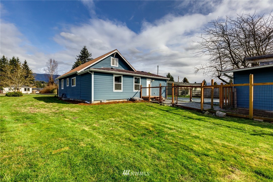 703 F & S Grade Road Sedro-Woolley, WA 98284 - Photo 32 of 37 Gallery Image 32