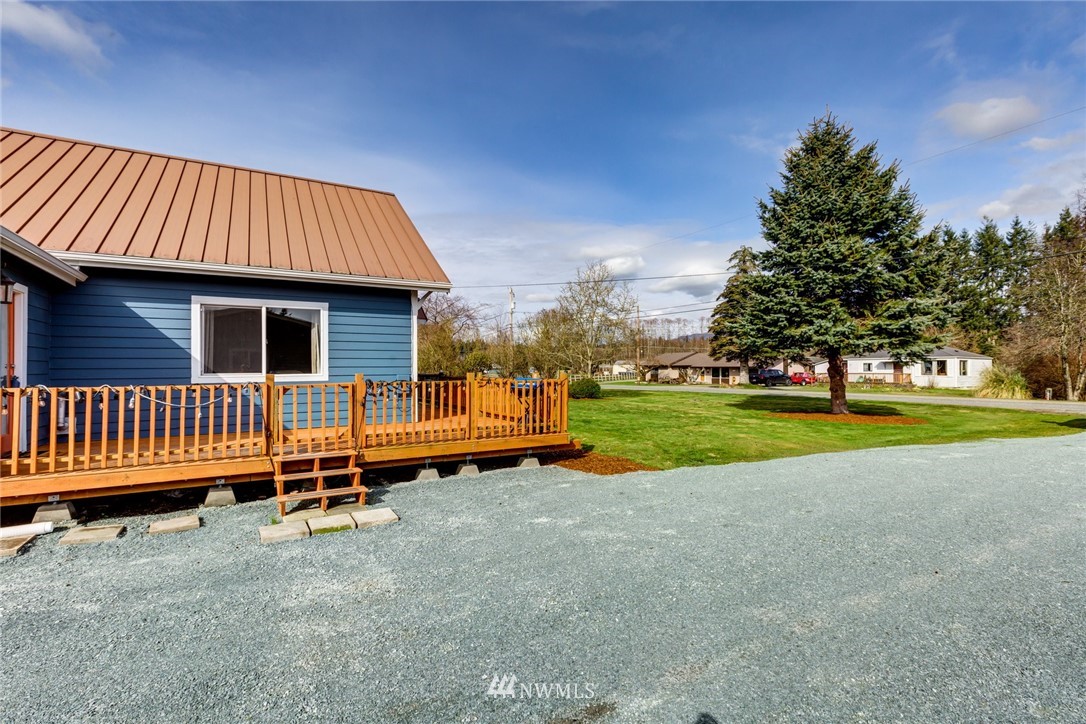 703 F & S Grade Road Sedro-Woolley, WA 98284 - Photo 36 of 37 Gallery Image 36