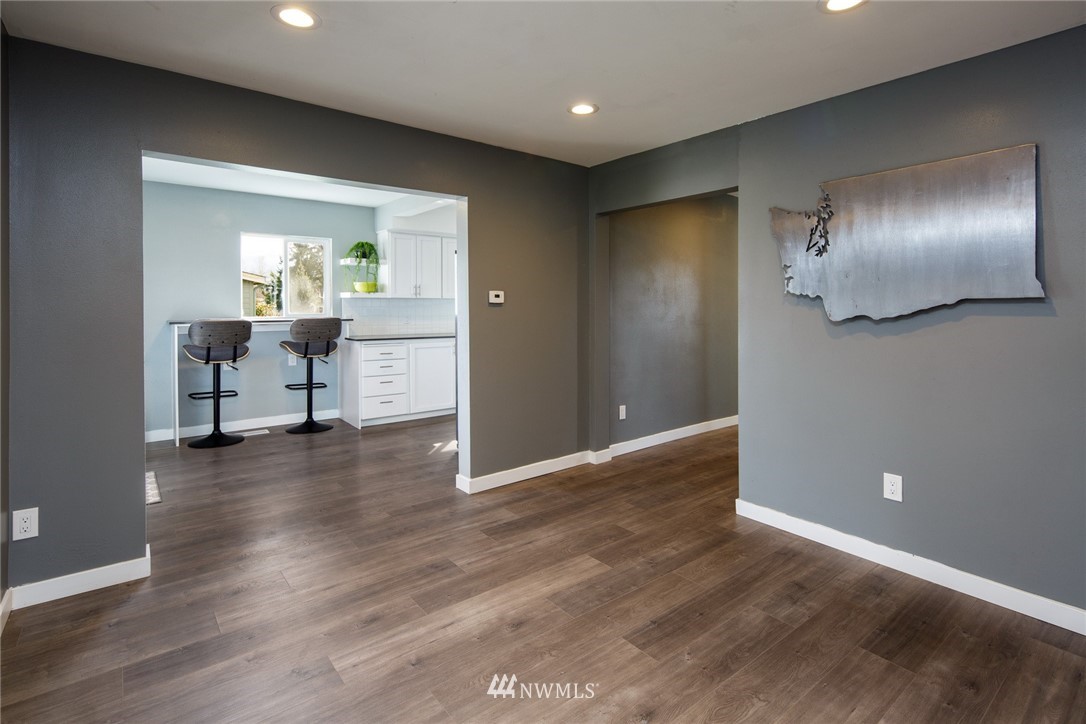 703 F & S Grade Road Sedro-Woolley, WA 98284 - Photo 7 of 37 Gallery Image 7