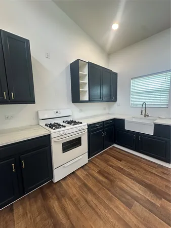$1,000 | 1915 Fredonia Drive, Houston, TX 77073