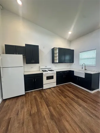 $1,000 | 1915 Fredonia Drive, Houston, TX 77073