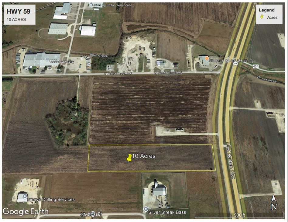 1408 North Blue Creek Road El Campo, TX 77437 - Photo 2 of 10 a view of fountain