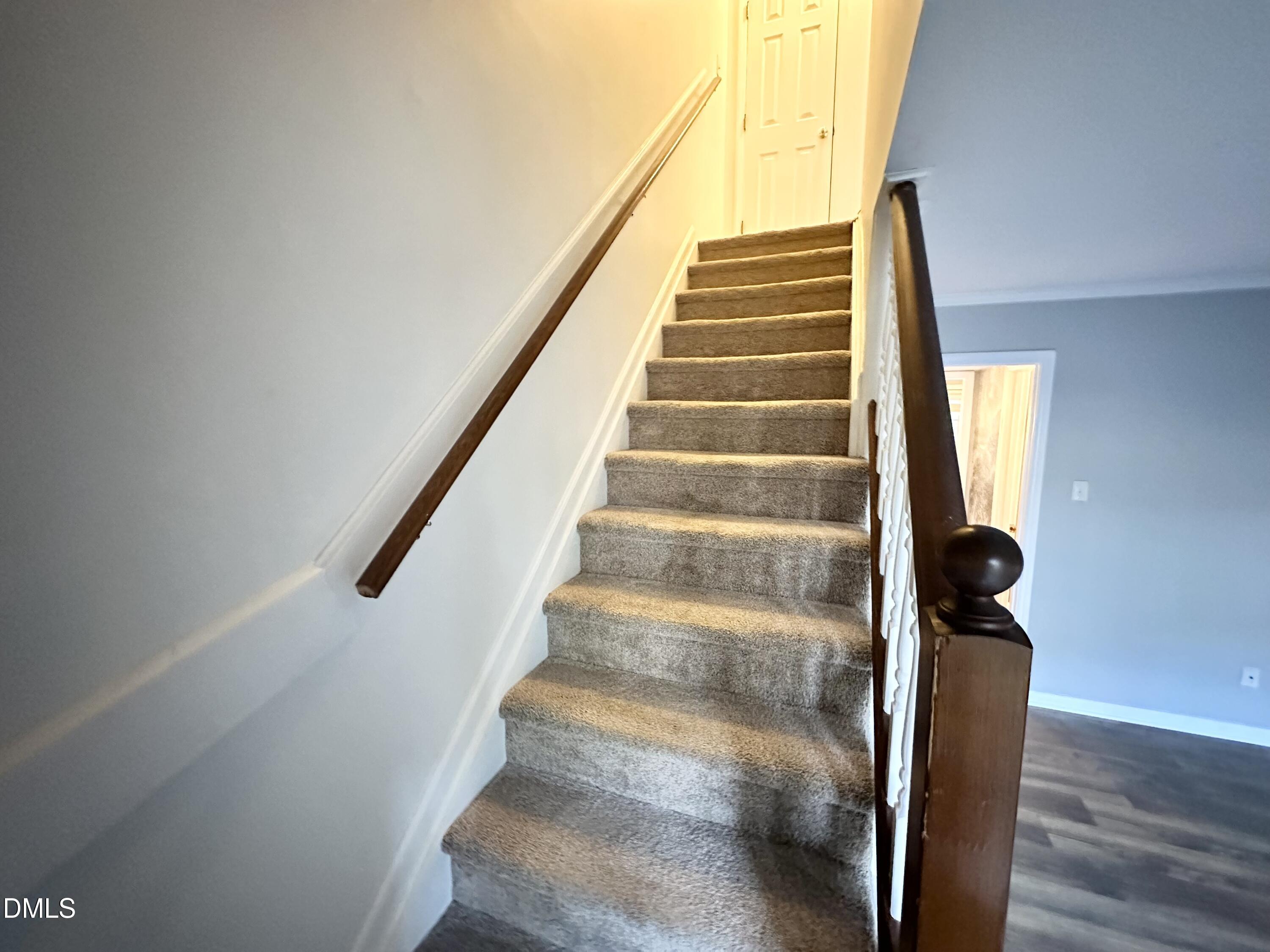 5649 Hamstead Crossing Raleigh, NC 27612 - Photo 11 of 17 IMG_4600