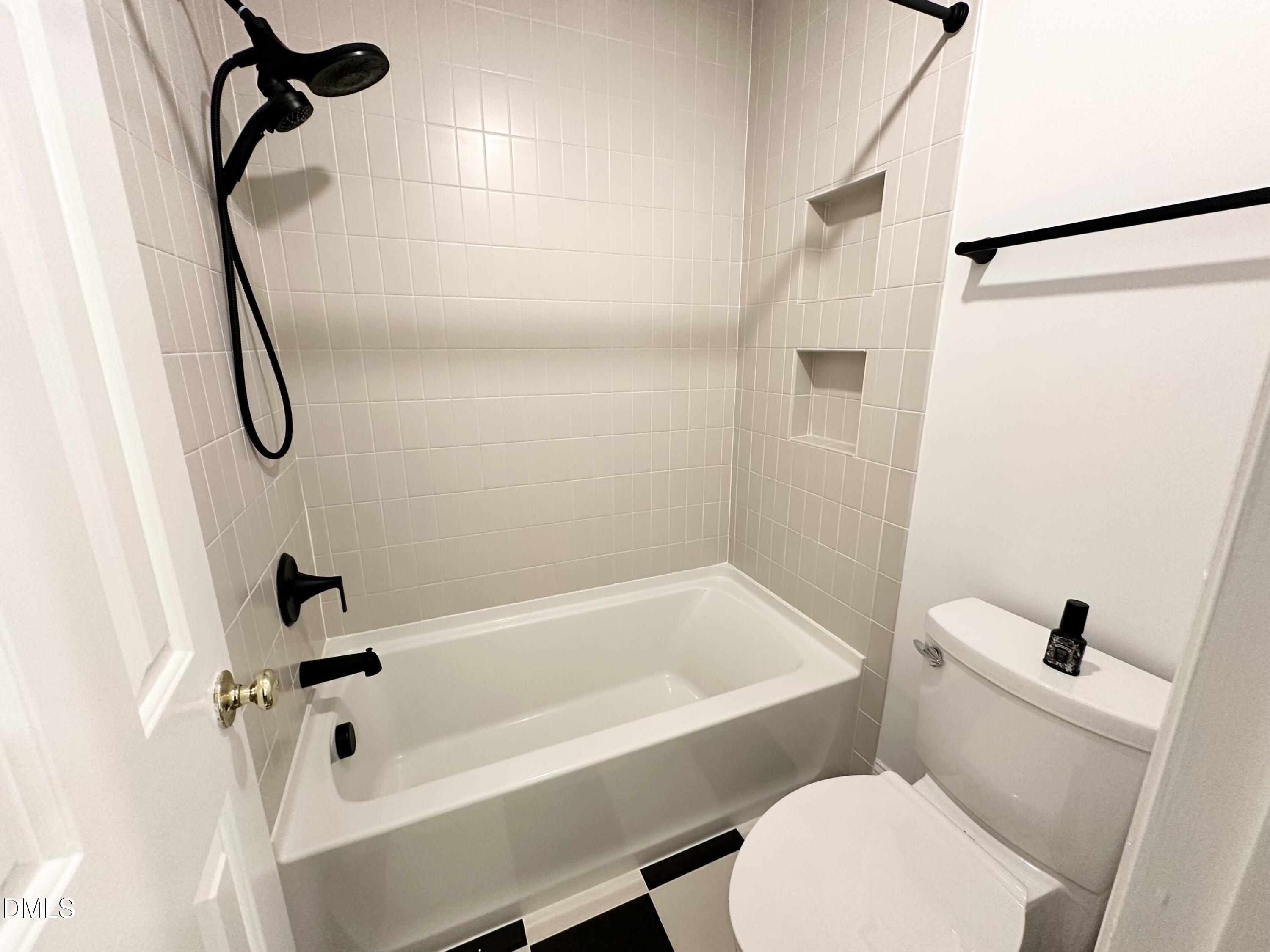 5649 Hamstead Crossing Raleigh, NC 27612 - Photo 17 of 17 IMG_4608