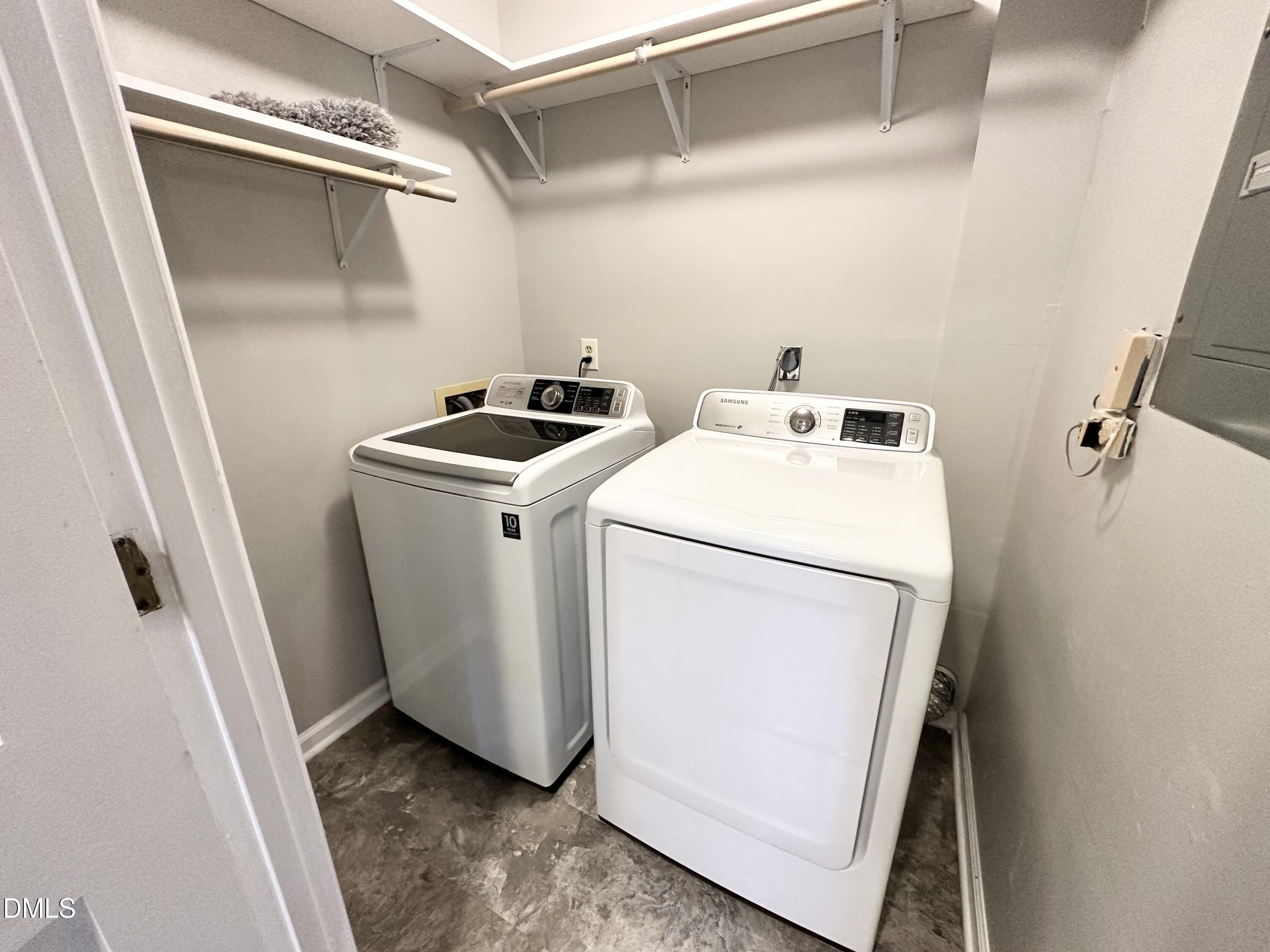 5649 Hamstead Crossing Raleigh, NC 27612 - Photo 9 of 17 IMG_4596