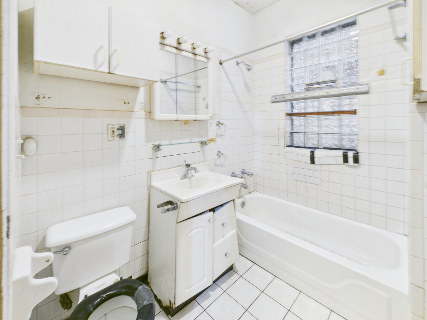 6917 South Indiana Avenue Chicago, IL 60637 - Photo 23 of 36