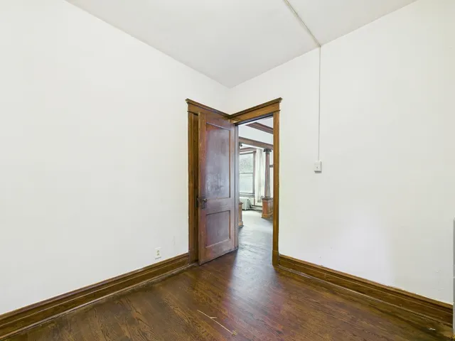 $137,500 | 6917 South Indiana Avenue, Chicago, IL 60637