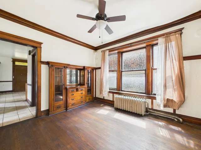 $137,500 | 6917 South Indiana Avenue, Chicago, IL 60637