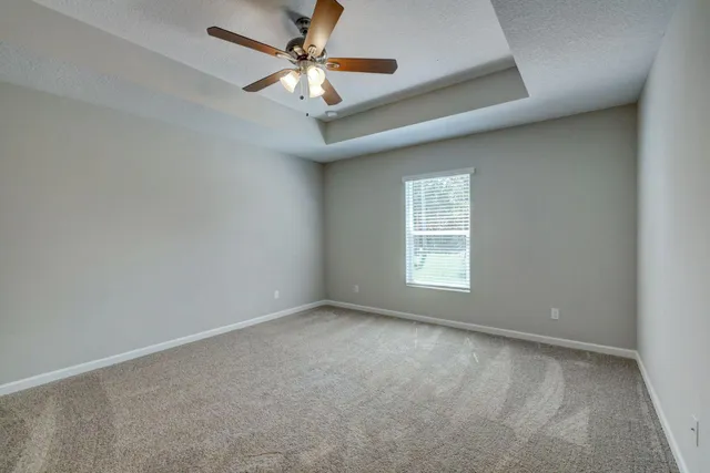 $2,695 | 586 Southwest Laconic Avenue, Port St. Lucie, FL 34953