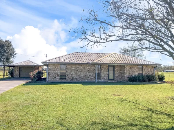 $1,750 | 801 Rue Bon Secours, Scott, LA 70583