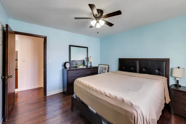 $128,888 | 7449 Washington Street, Unit 206, Forest Park, IL 60130